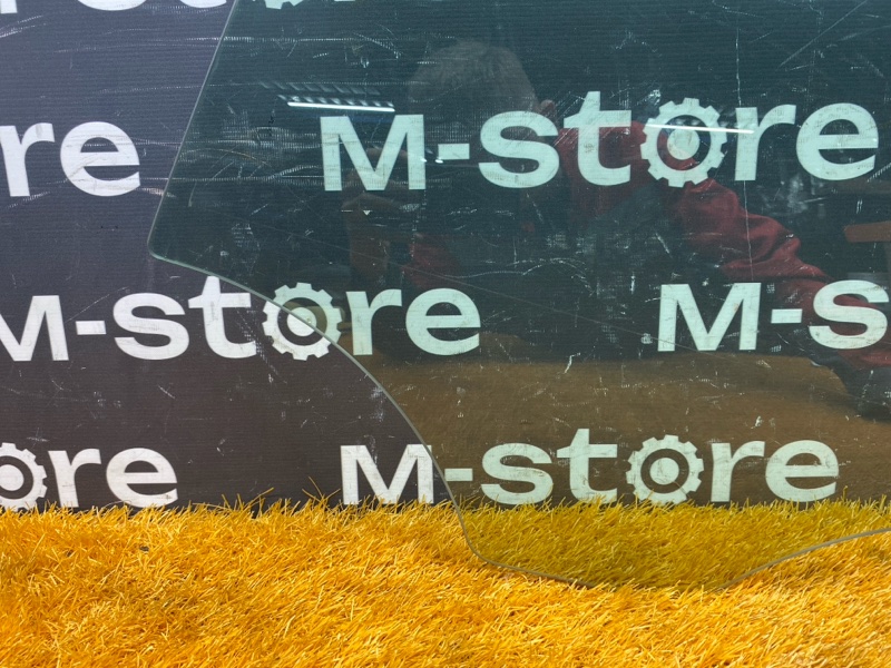 Стекло боковое, 950 рублей, Красноярск