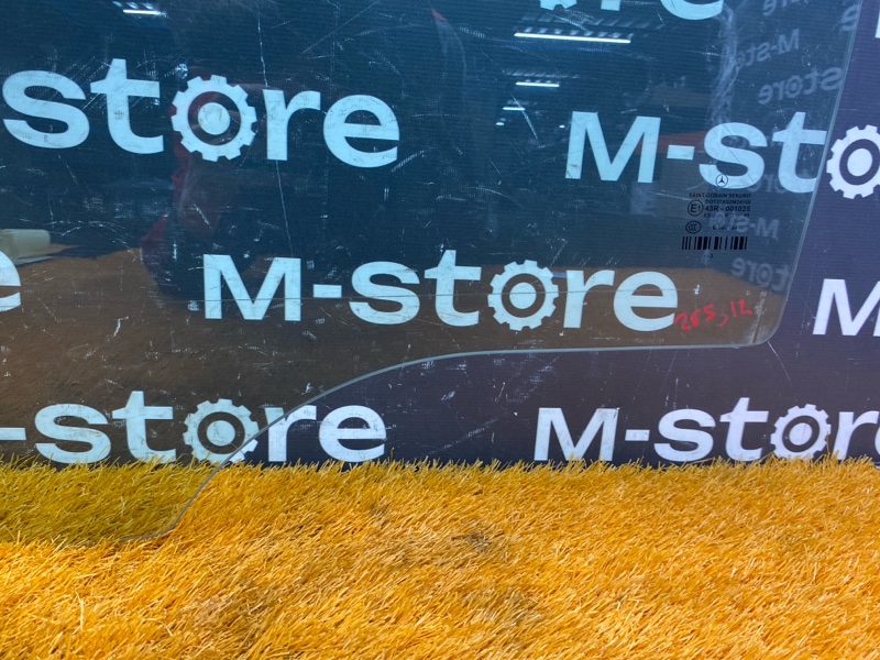 Стекло боковое, 950 рублей, Красноярск