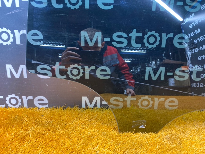 Стекло боковое, 1430 рублей, Красноярск