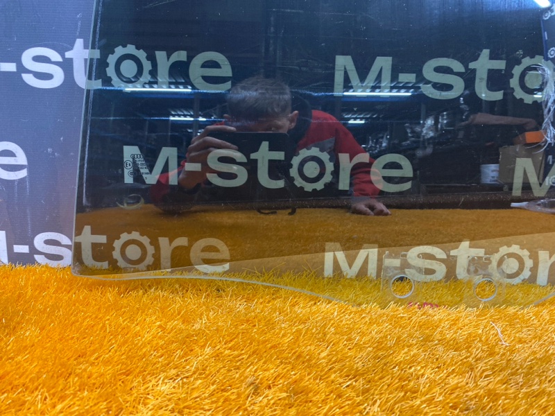 Стекло боковое, 800 рублей, Красноярск