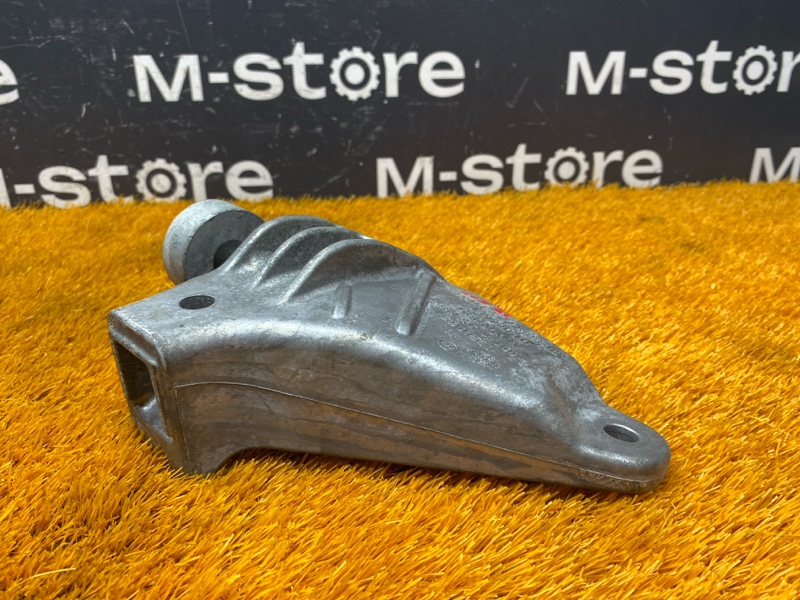 Кронштейн подушки двигателя, 1000 рублей, Красноярск