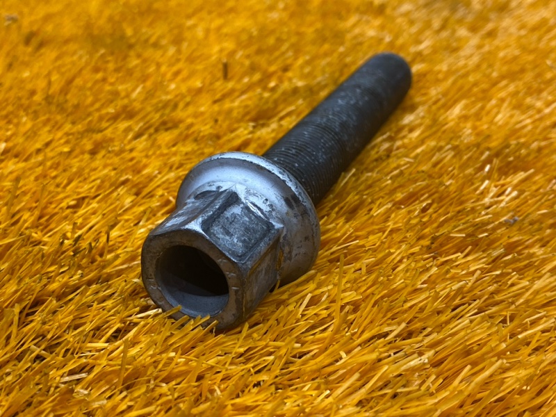 Болт коленвала, 1000 рублей, Красноярск