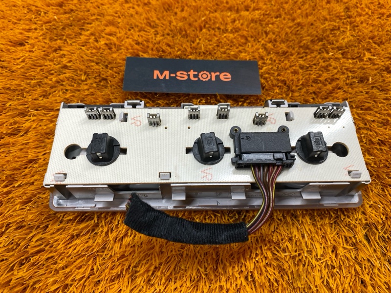 плафон освещения, 300 рублей, Красноярск