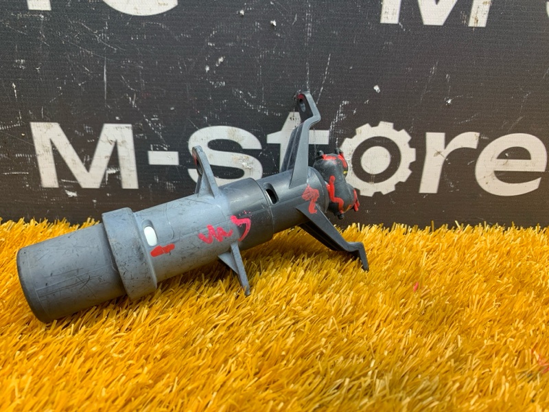 Форсунка омывателя фары, 1340 рублей, Красноярск