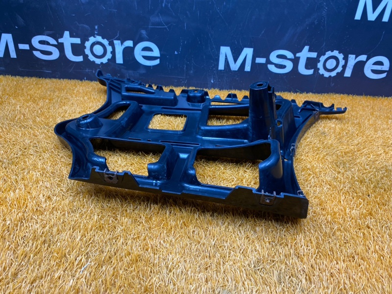 крепление бампера, 500 рублей, Красноярск