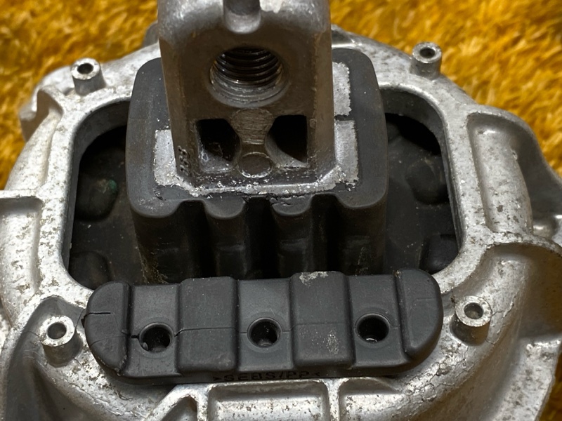 подушка двигателя, 4000 рублей, Красноярск