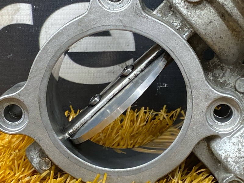 дроссельная заслонка, 2000 рублей, Красноярск