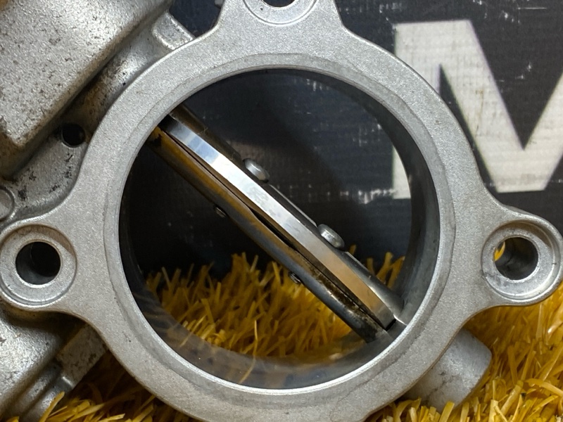 дроссельная заслонка, 2000 рублей, Красноярск