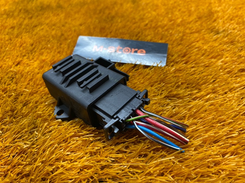 блок управления подогревом сидений, 1000 рублей, Красноярск