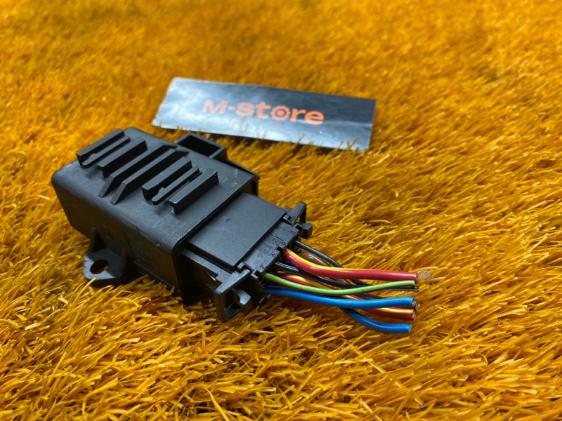 блок управления подогревом сидений, 1000 рублей, Красноярск