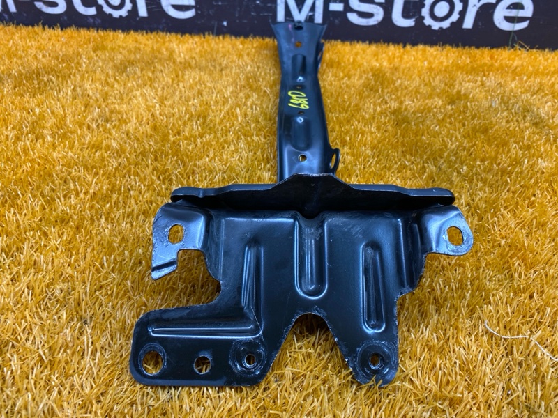 Кронштейн замка капота, 400 рублей, Красноярск