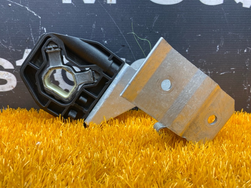 Кронштейн радиатора, 500 рублей, Красноярск