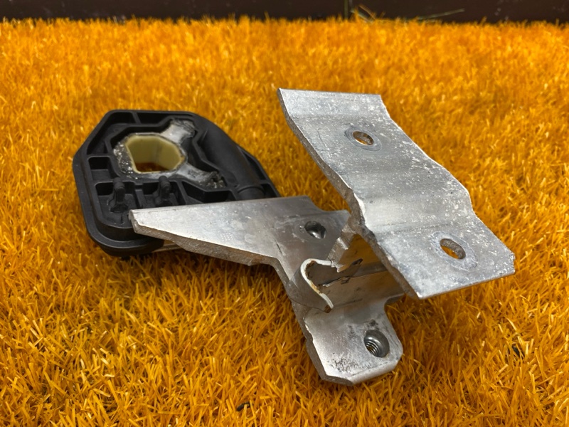 Кронштейн радиатора, 500 рублей, Красноярск