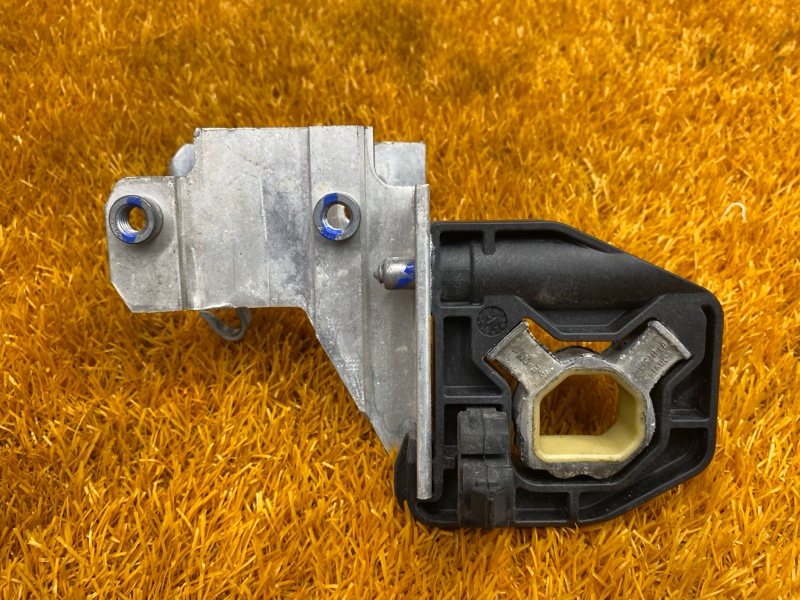 Кронштейн радиатора, 500 рублей, Красноярск