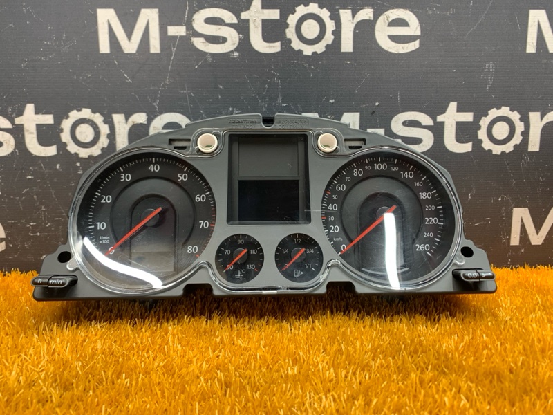 щиток приборов, 1000 рублей, Красноярск