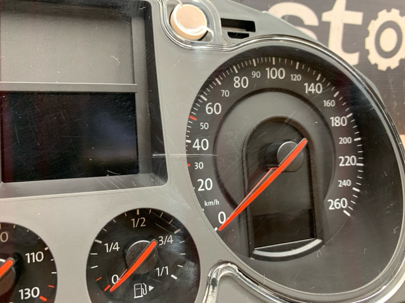 щиток приборов, 1000 рублей, Красноярск