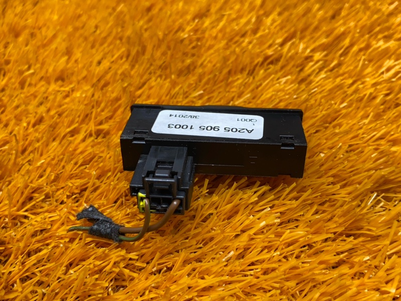 Кнопка открывания багажника, 500 рублей, Красноярск