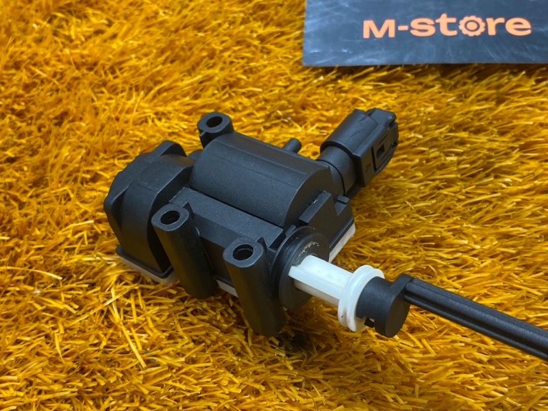 Замок лючка бензобака, 700 рублей, Красноярск