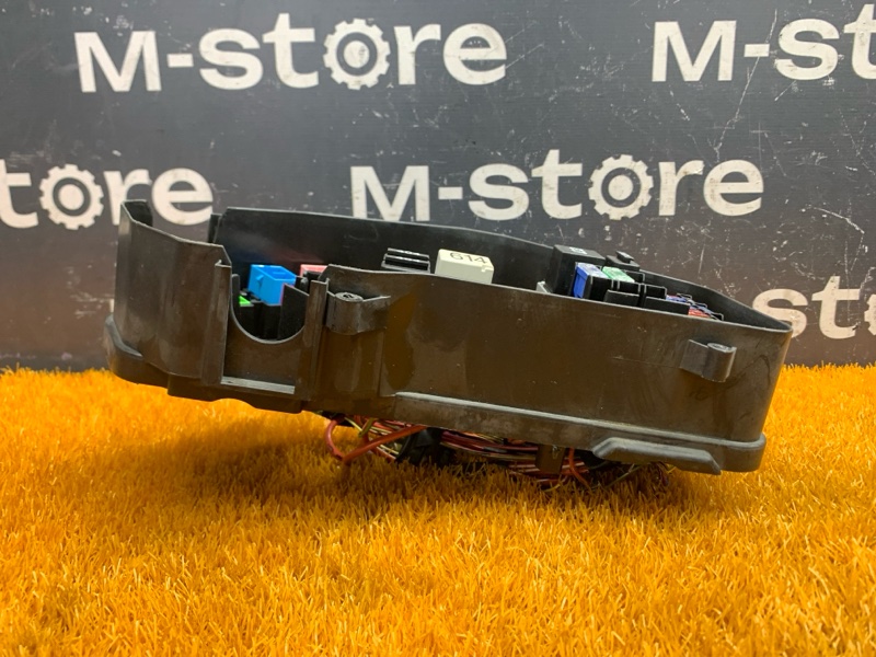 блок предохранителей, 2000 рублей, Красноярск