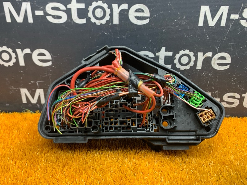 блок предохранителей, 2000 рублей, Красноярск