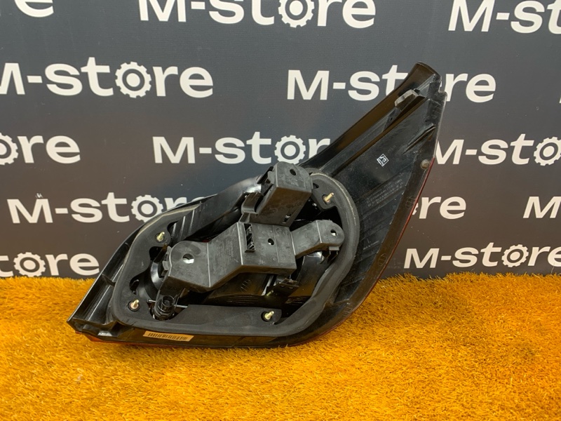 Фонарь задний, 2000 рублей, Красноярск