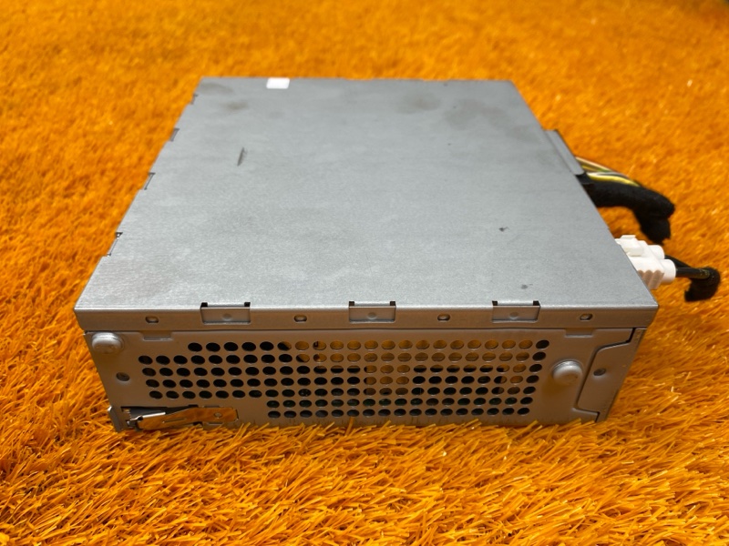 Блок управления магнитолой, 500 рублей, Красноярск