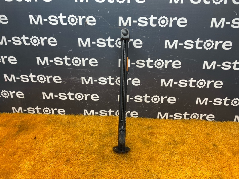 домкрат, 2000 рублей, Красноярск