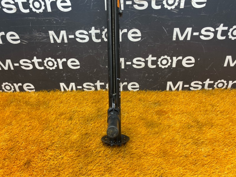 домкрат, 2000 рублей, Красноярск