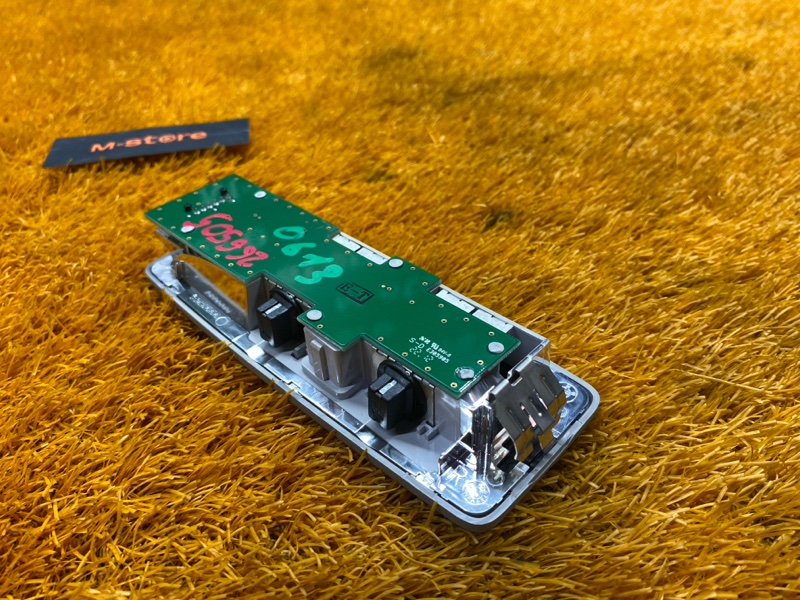 плафон освещения, 1000 рублей, Красноярск