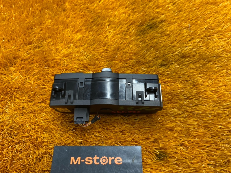 Переключатель света фар, 1000 рублей, Красноярск