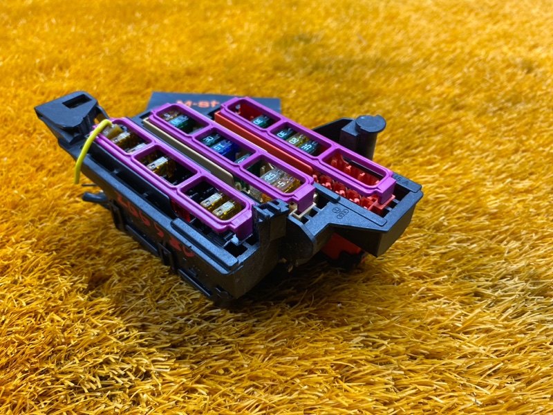 блок предохранителей, 400 рублей, Красноярск