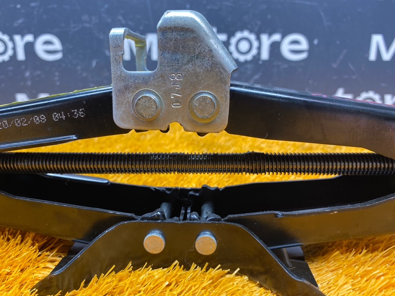 домкрат, 2500 рублей, Красноярск