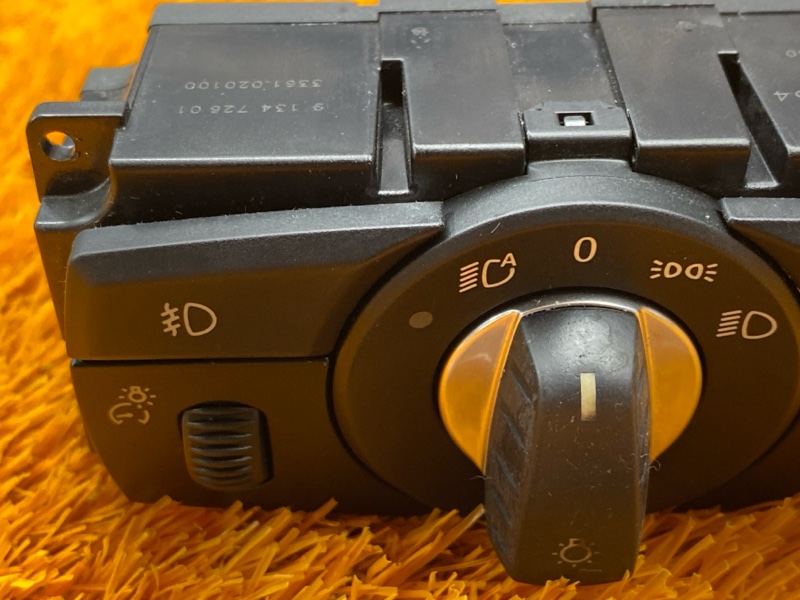 Переключатель света фар, 1000 рублей, Красноярск