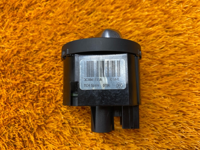 Переключатель света фар, 2000 рублей, Красноярск