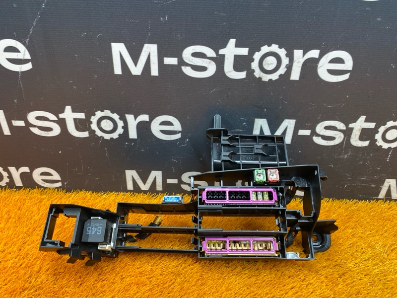 блок предохранителей, 2000 рублей, Красноярск