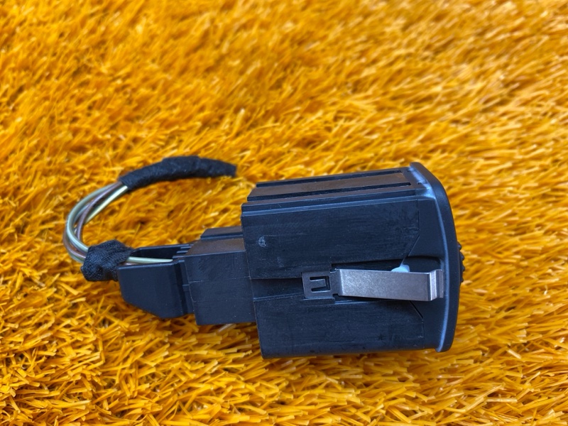 Кнопка освещения панели приборов, 400 рублей, Красноярск