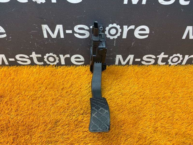 педаль газа, 500 рублей, Красноярск