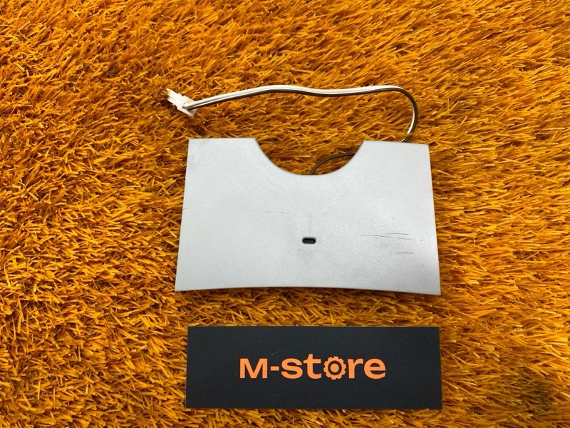 Накладка зеркала салонного, 500 рублей, Красноярск