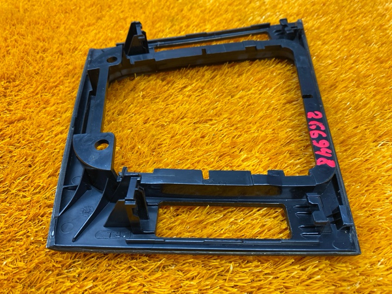 Накладка центральной консоли, 500 рублей, Красноярск