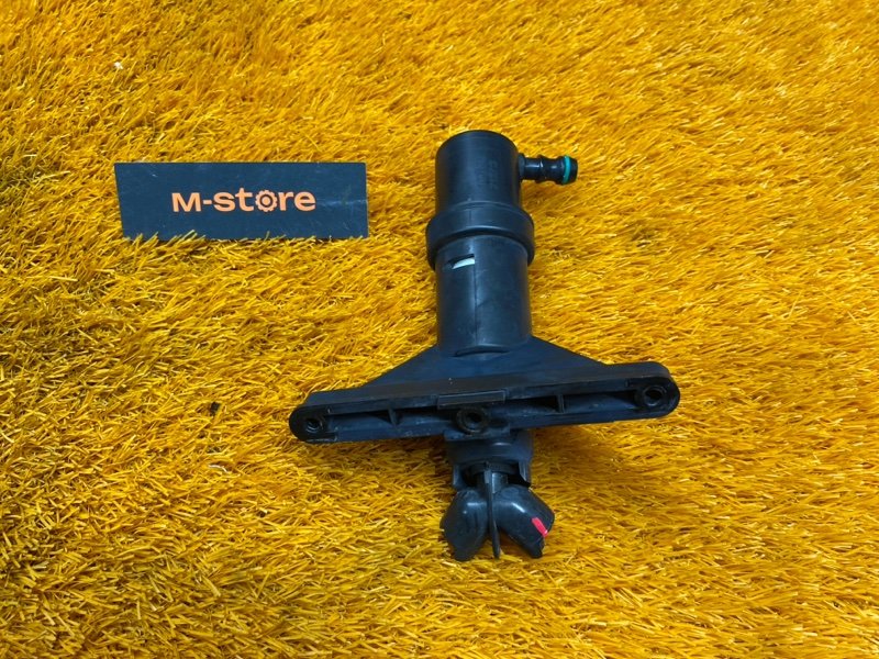 Форсунка омывателя фары, 500 рублей, Красноярск