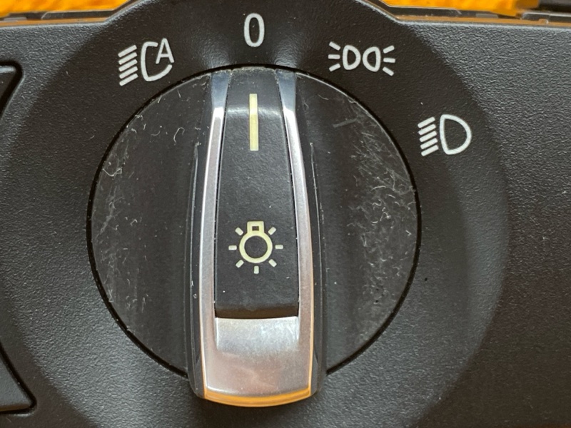 Переключатель света фар, 1000 рублей, Красноярск