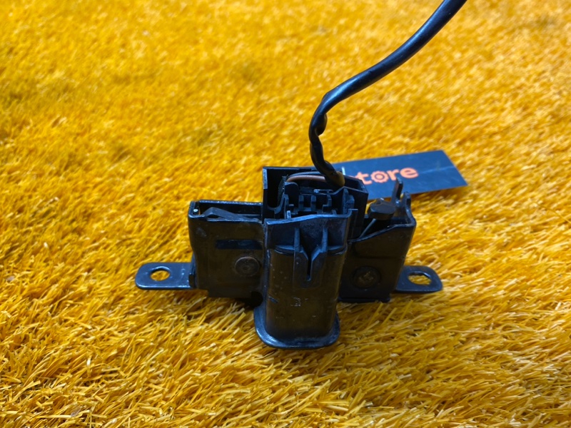 замок капота, 500 рублей, Красноярск