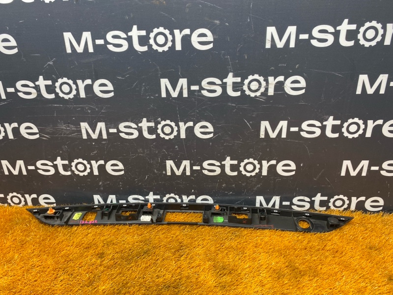 накладка крышки багажника, 1000 рублей, Красноярск