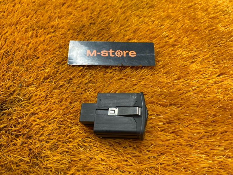 Кнопка освещения панели приборов, 400 рублей, Красноярск