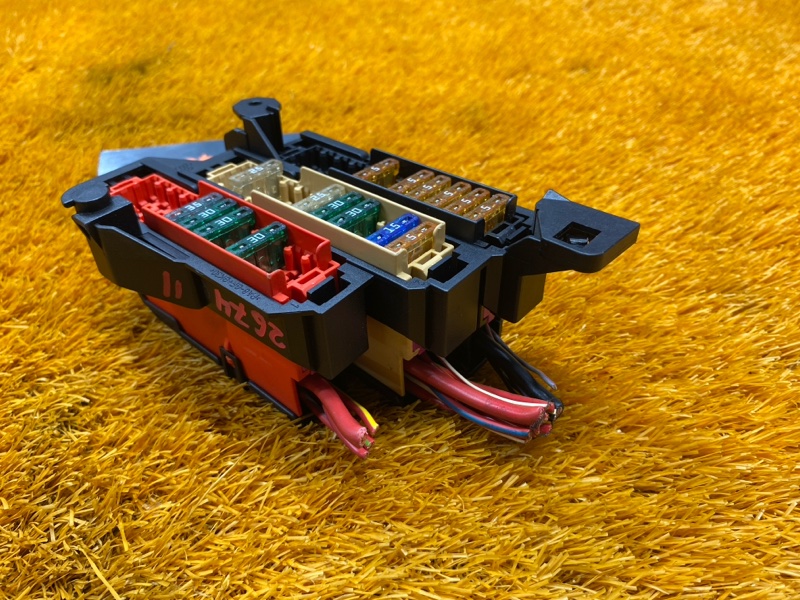 блок предохранителей, 400 рублей, Красноярск