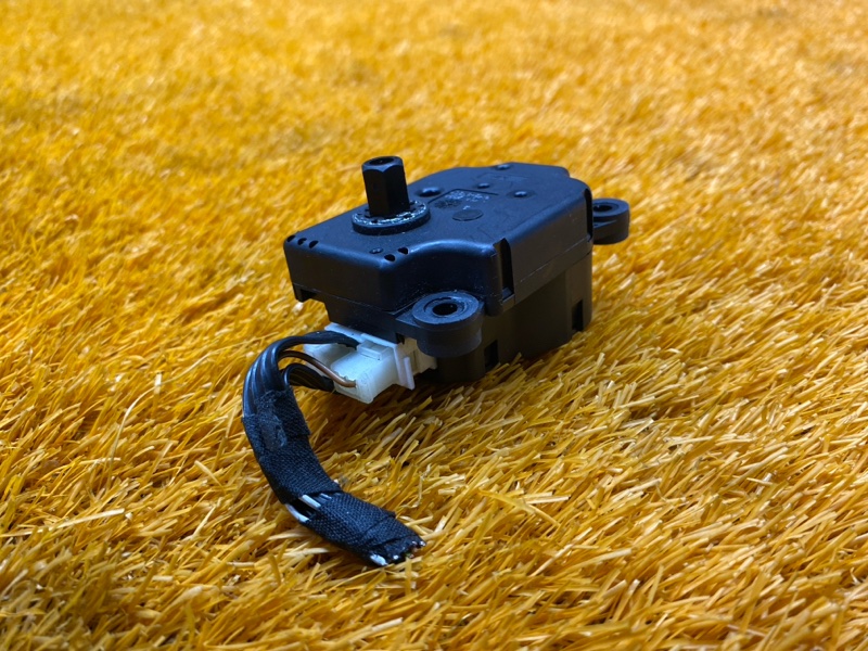 привод заслонки отопителя, 250 рублей, Красноярск