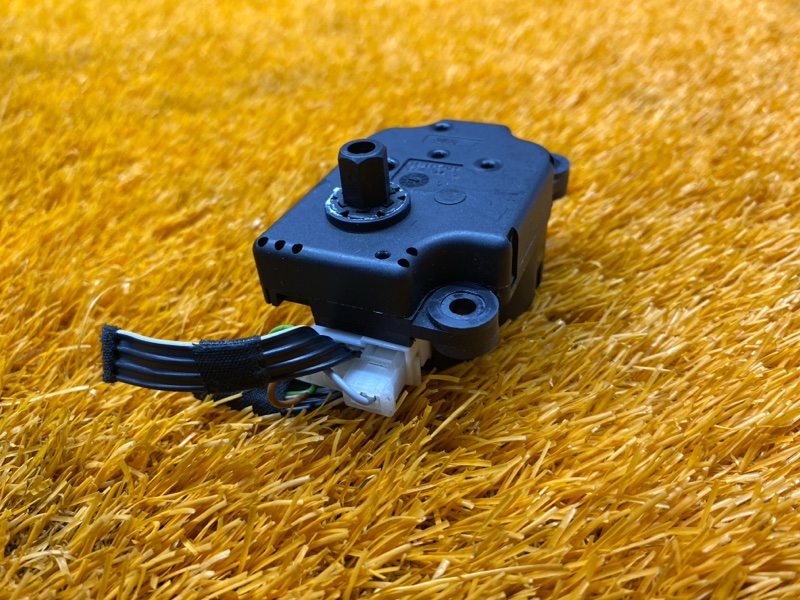 привод заслонки отопителя, 250 рублей, Красноярск