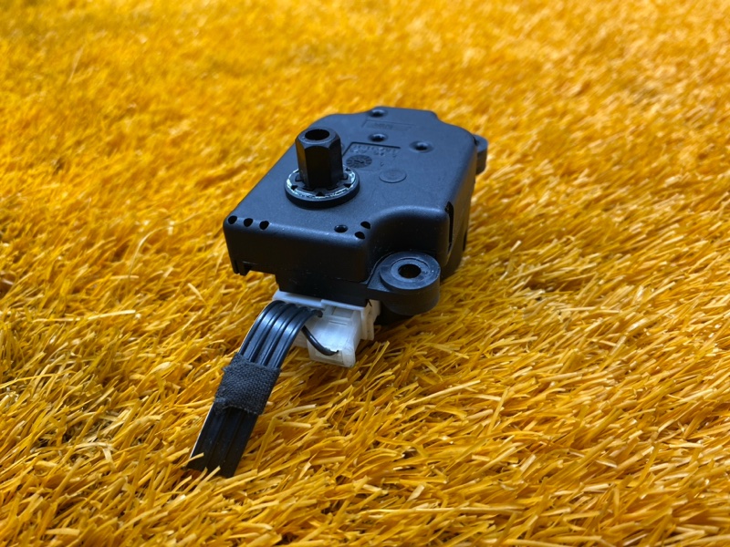 привод заслонки отопителя, 250 рублей, Красноярск