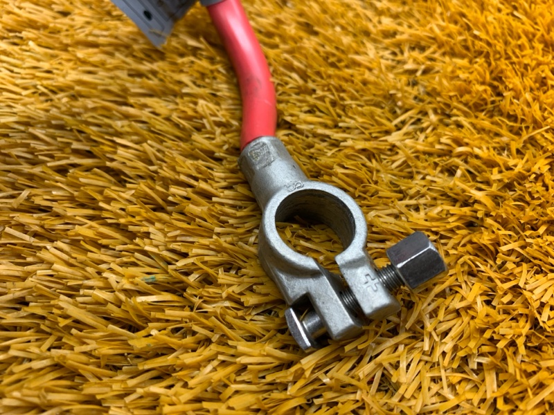 Клемма аккумулятора плюс, 400 рублей, Красноярск