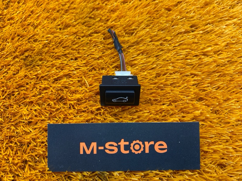 Кнопка открывания багажника, 500 рублей, Красноярск